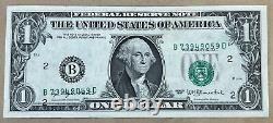 1977 Erreur d'impression en offset Billet d'un dollar Note de NEW YORK B73949059D
