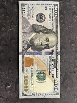 2009 Un billet de cent dollars Rare avec un numéro de série original et bas