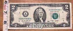 ATTENTION! ERREUR! Billet de 2 dollars OFF CENTER 2009. # A03233830A