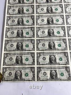 Feuille de 32 billets d'un dollar non coupés, Federal Reserve Bank de N. Y, N. Y, 1988A