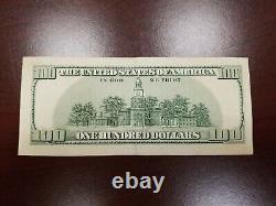 Série 2003 Un Billet D'une Centaine De Dollars Des États-unis 100 $ New York Fb 05427003 B