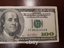 Série 2003 - Un billet de cent dollars américain de 100 $ - Atlanta FF 98320402 B