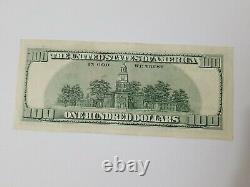 Série 2006 d'un billet de cent dollars américains $100 Philadelphie KC 08492417 A