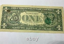 Très Rare 1981 Billet D'un Dollar Avec Le Numéro De Série Du Sceau Fédéral À L'inverse