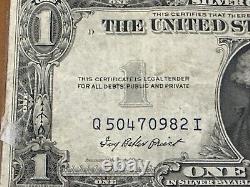Un (1) billet de un dollar de la série Q 50470982 de la série 1935 F # 8374 avec certificat
